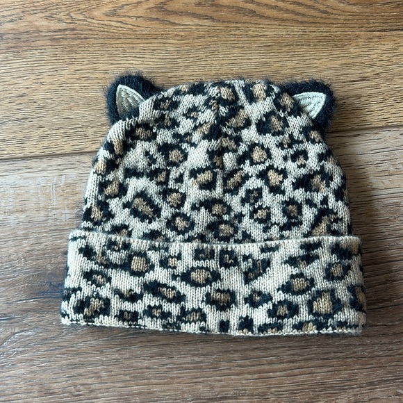 Olivia & Kate girls/kids Leopard Print  Beanie / Hat with ears New‎ Without Tags - Picture 1 of 3
